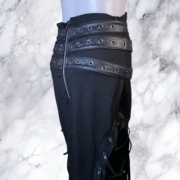 Widow Lace Up Skirt in Black - Picture 11 of 12